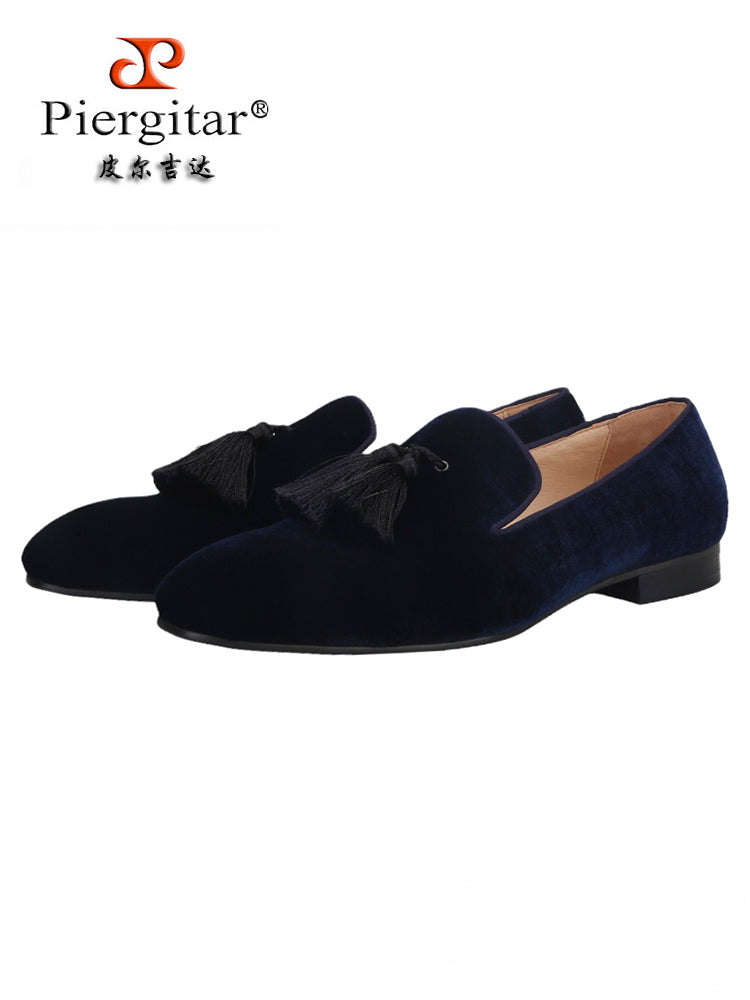 CL designs the same men's velvet slip-on slip-on tassel red-soled shoes for wedding parties, nightclubs and eye-catching matching