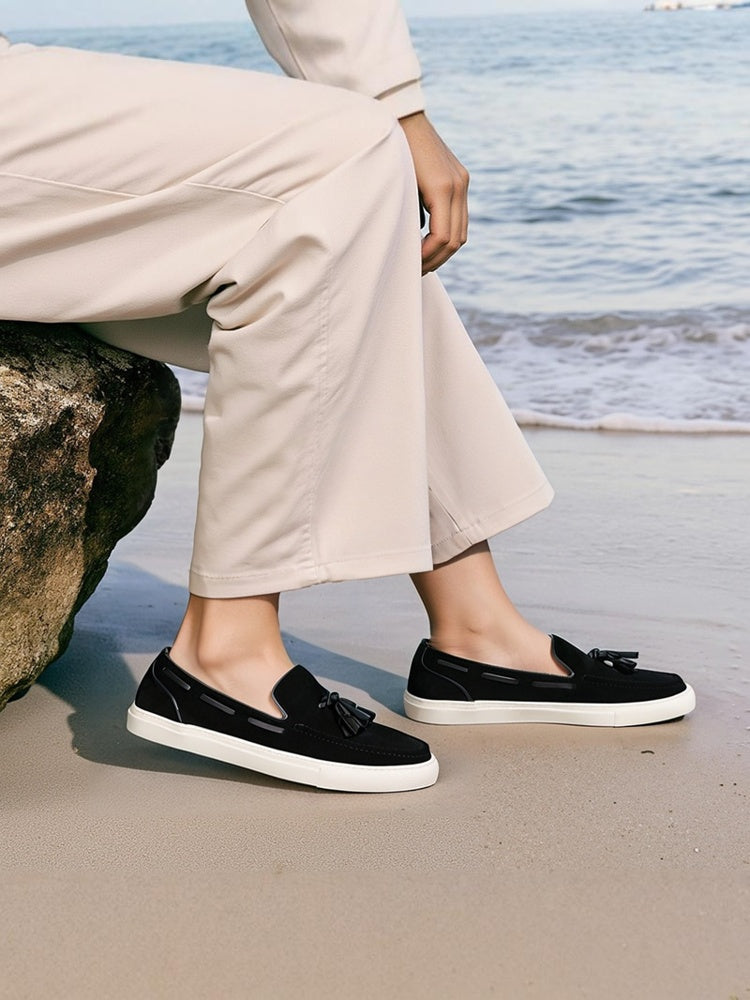 Black imported first-layer nubuck leather slip-on casual sneakers for men, handmade cowhide tassels, classic white thick-soled shoes