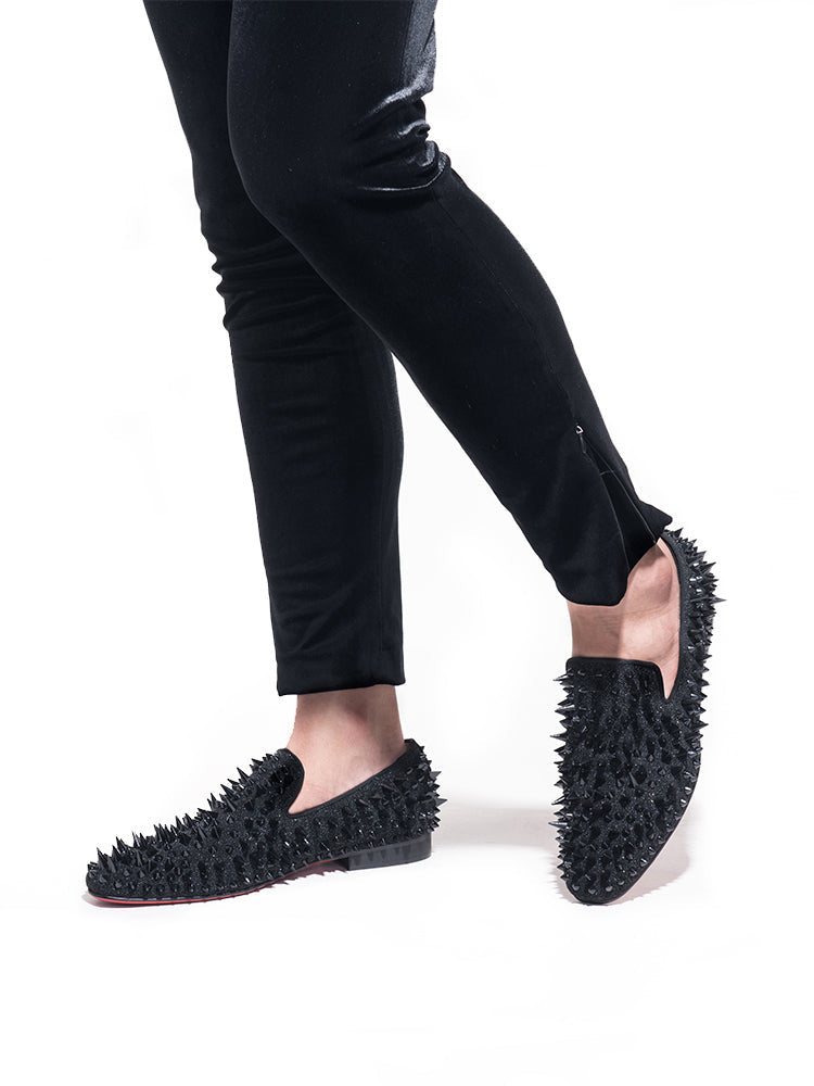 New four-color handmade pointed rivet sheepskin loafers, European and American fashion brands, the same trendy low-top shoes, lazy shoes