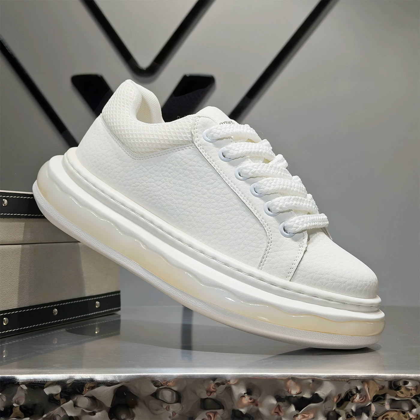 Men's Height-Increasing Platform Lace-Up Low-Top Minimalist White Sneakers Spring