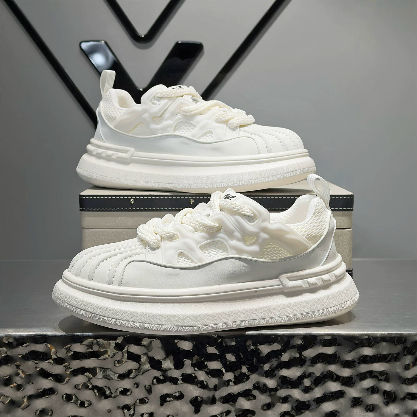 Men's Hidden-Wedge Breathable Shell-Toe Trendy White Sneakers Summer New