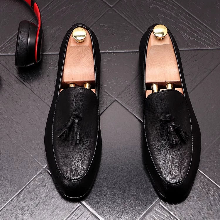 The trendy brand starts with the appearance ~ 2024 new one-foot versatile casual leather shoes, the trend of fashion increases the height of beanie shoes for men
