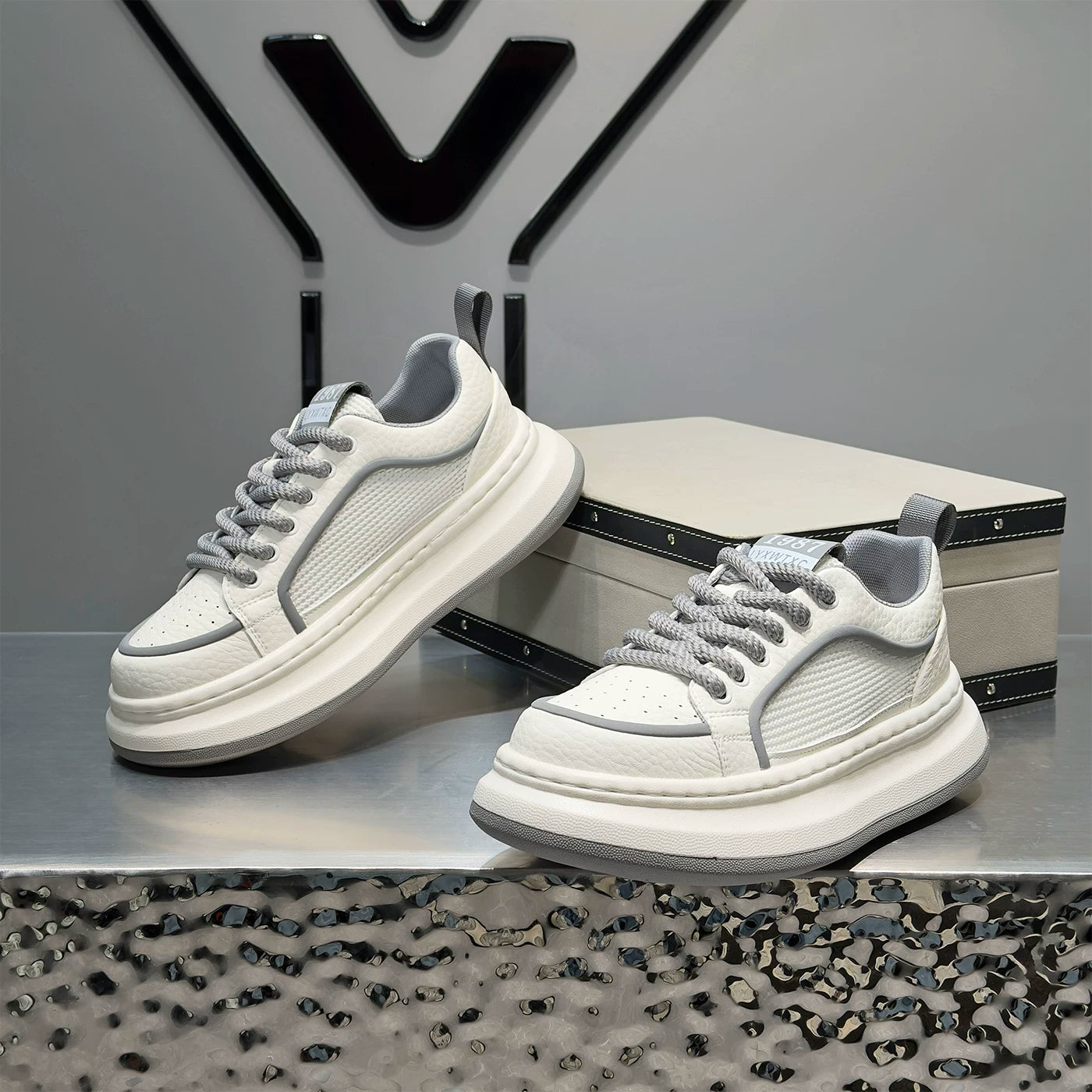Men's Platform Breathable Low-Top Trendy White Sneakers New