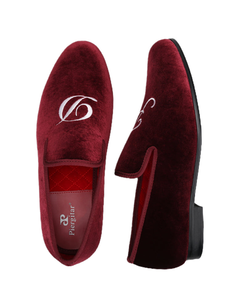 Burgundy burgundy silk velvet men's loafers classic British style initials embroidered shoes trendy shoes