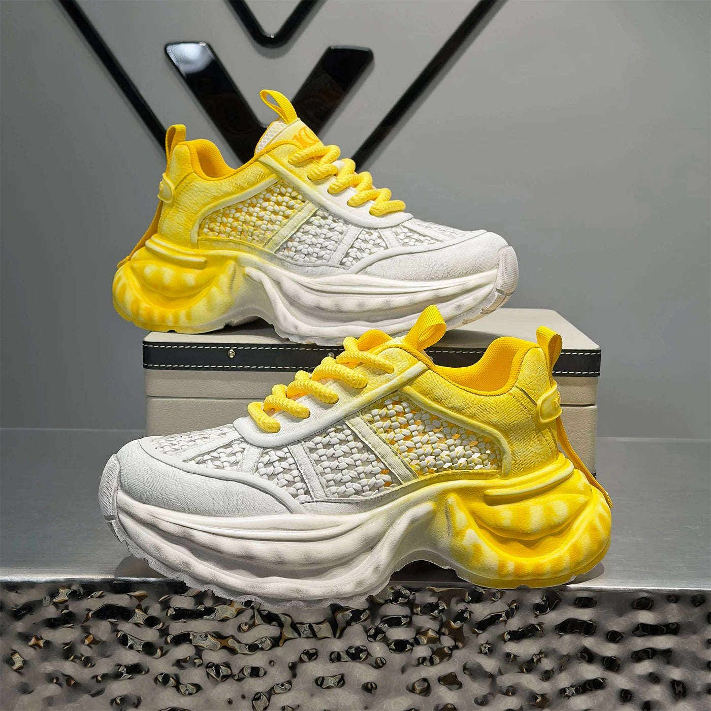 Men's Height-Increasing Platform Breathable Mesh Cut-Out Chunky Dad Sneakers Summer