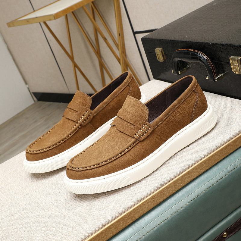 Modern casual lightweight loafers 2026 new matte cowhide urban trendy old money style slip-on men's