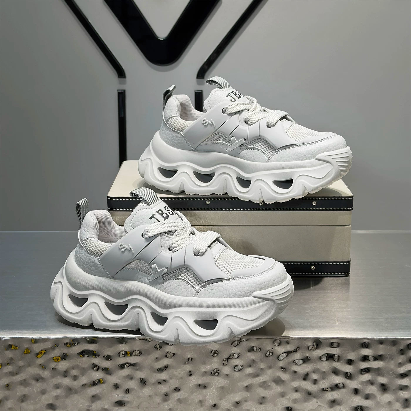 Men's Height-Increasing Platform Breathable Mesh Trendy Chunky Dad Sneakers 2026 Summer