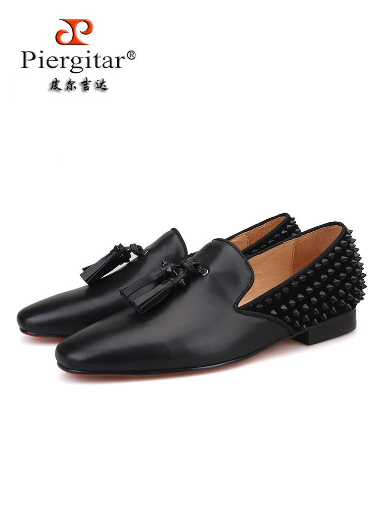 Summer men's slip-on set of handmade banquet loafers with toe layer cowhide leather tassels and toe layer frosted leather rivets