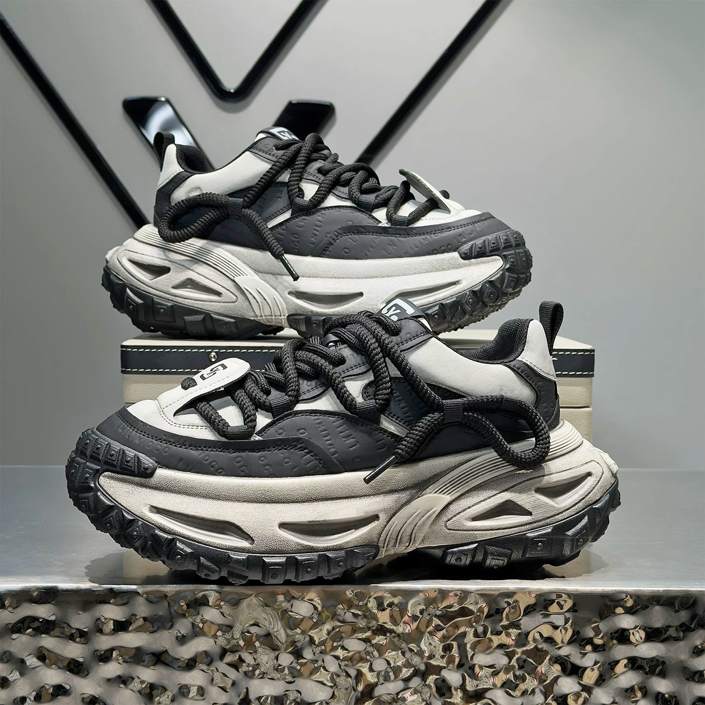 Men's Hidden-Wedge Platform Retro Plus Size Chunky Dad Sneakers 2026 New