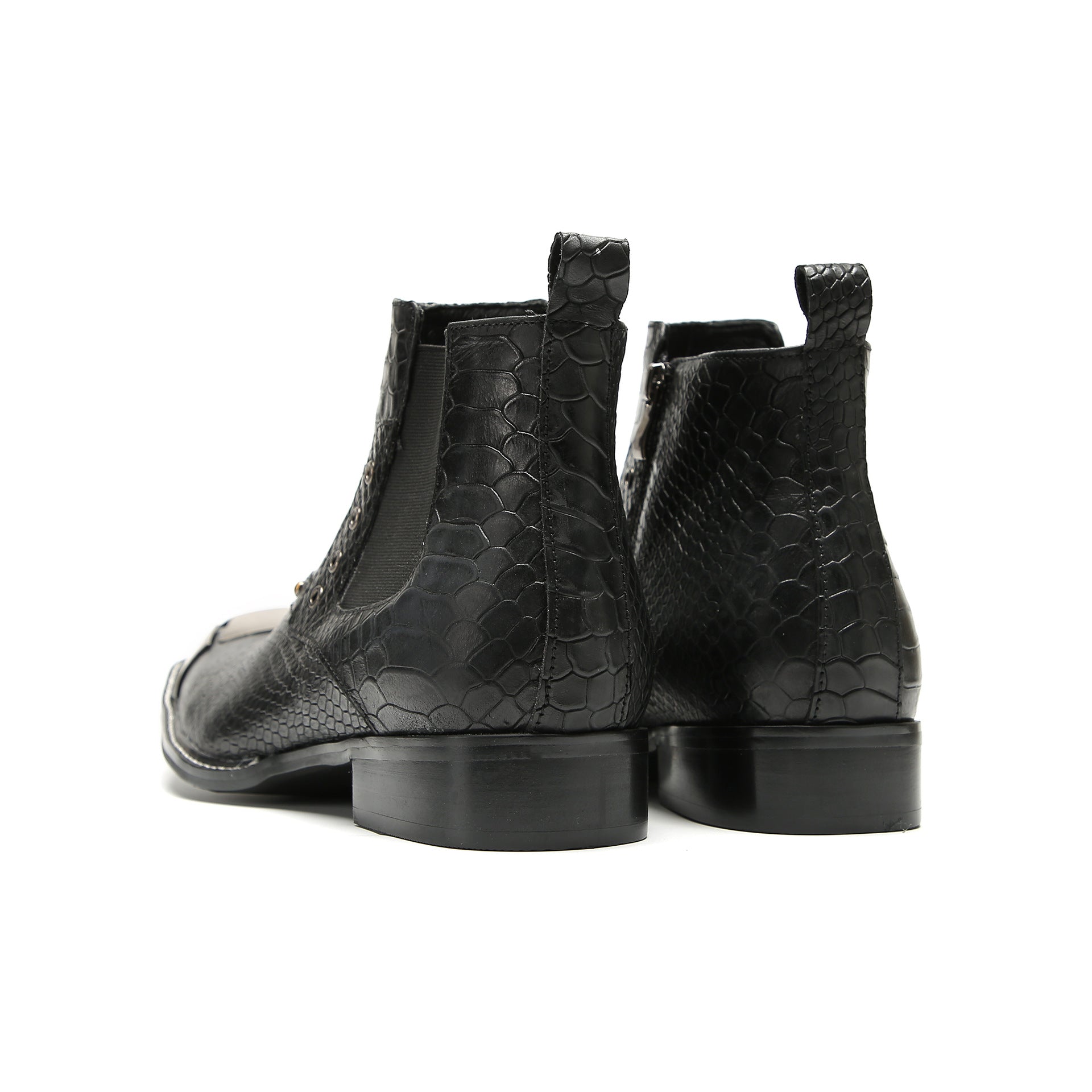 Foreign trade cowhide round-toe Chelsea boots for men, British brogue carved short boots, trendy high-top shoes, commuter fashion leather boots