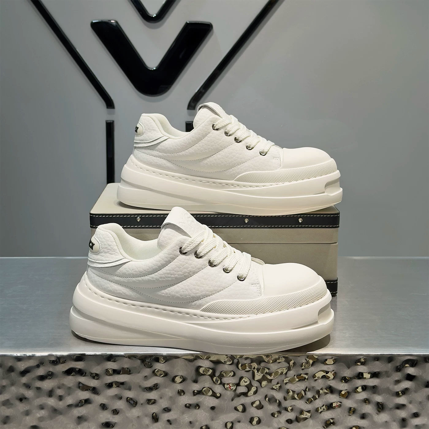 Men's Height-Increasing Platform Low-Top Big-Toe Trendy White Sneakers