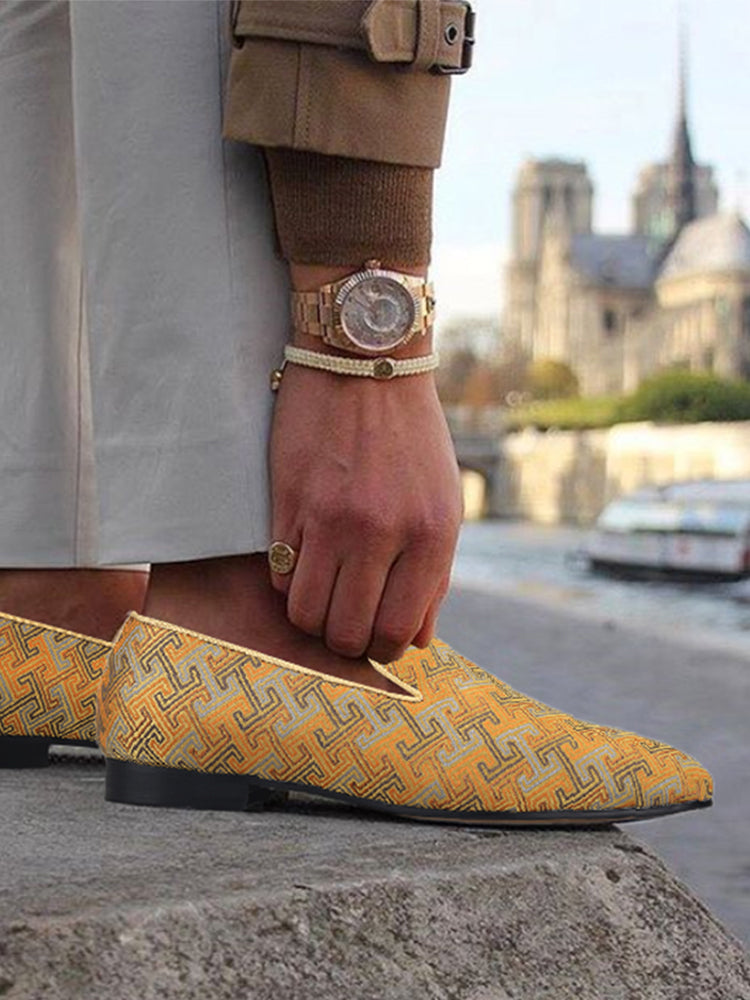 New Chinese style palace silk fabric men's loafers classic old Beijing style retro slip-on trendy shoes for men