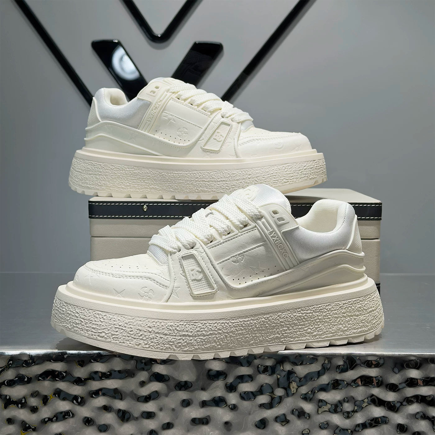 Men's Height-Increasing Platform Plus Size Trendy White Sneakers 2026 Summer New