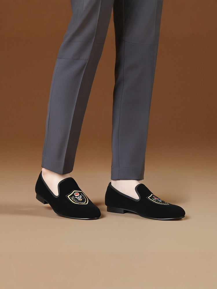 New handmade shield electric embroidery velvet fashionable simple men's shoes casual shoes loafers smoking shoes