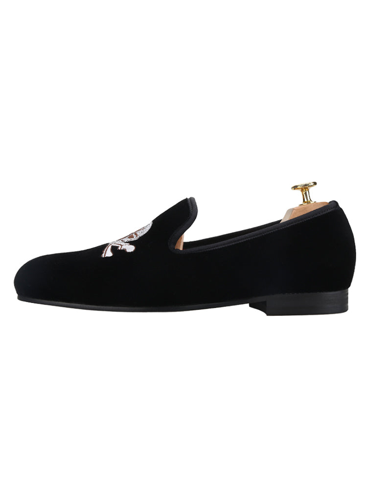 Velvet electric embroidery retro skull men's shoes European and American large size loafers driving shoes lazy shoes trendy low-top shoes
