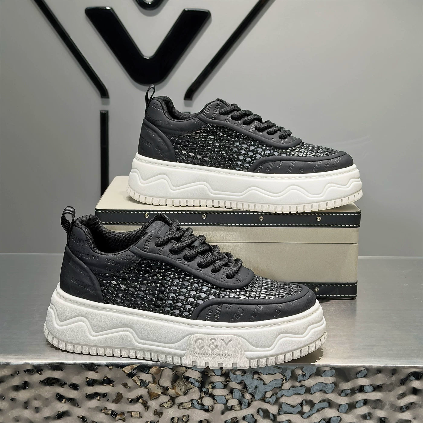 Men's Mesh Cut-Out Low-Top Trendy Clogs Summer New