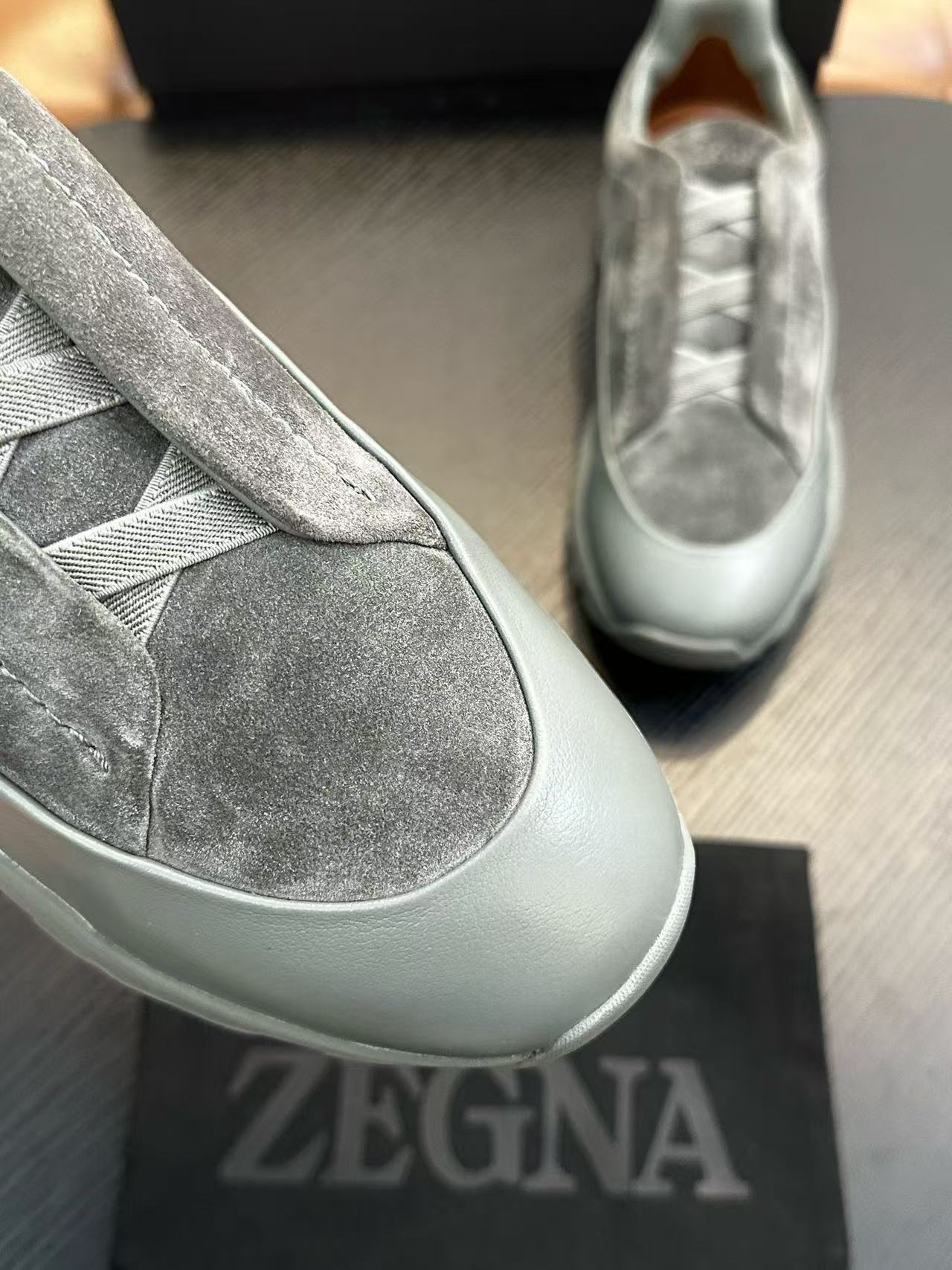 Cross-border zz men's suede casual shoes outdoor sports shoes cross elastic band thick sole light sole low ankle shoes men