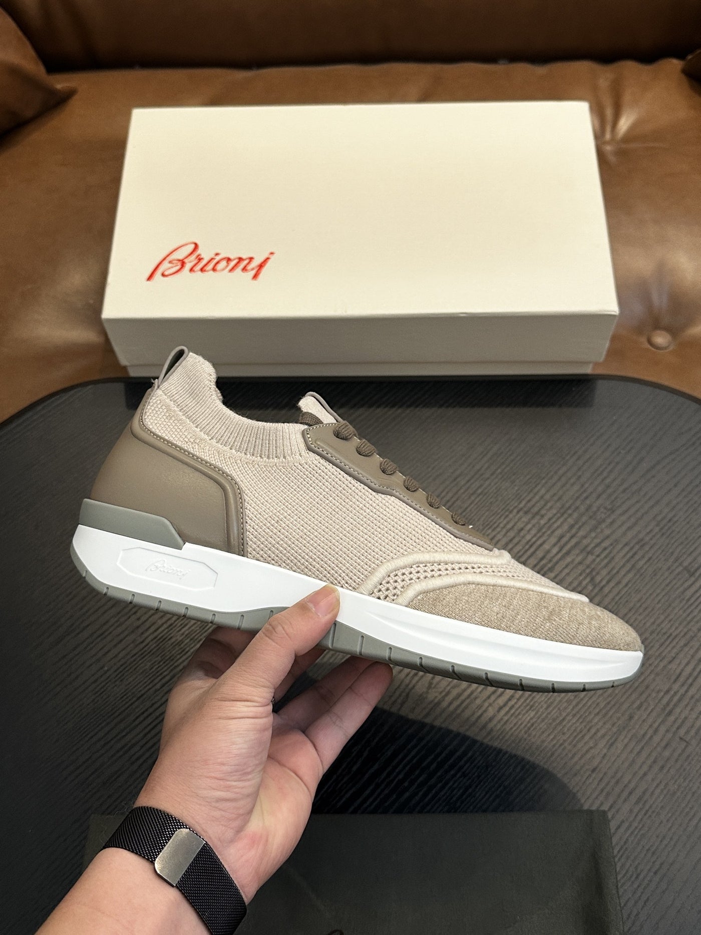 European station new men's flyknit breathable trendy sneakers versatile casual shoes cross-border foreign trade custom oem bn 29
