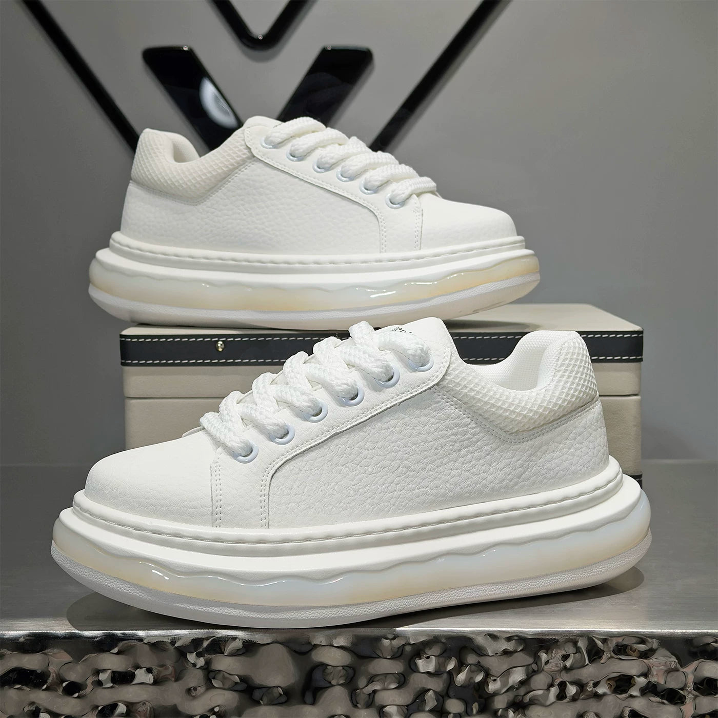 Men's Height-Increasing Platform Lace-Up Low-Top Minimalist White Sneakers Spring