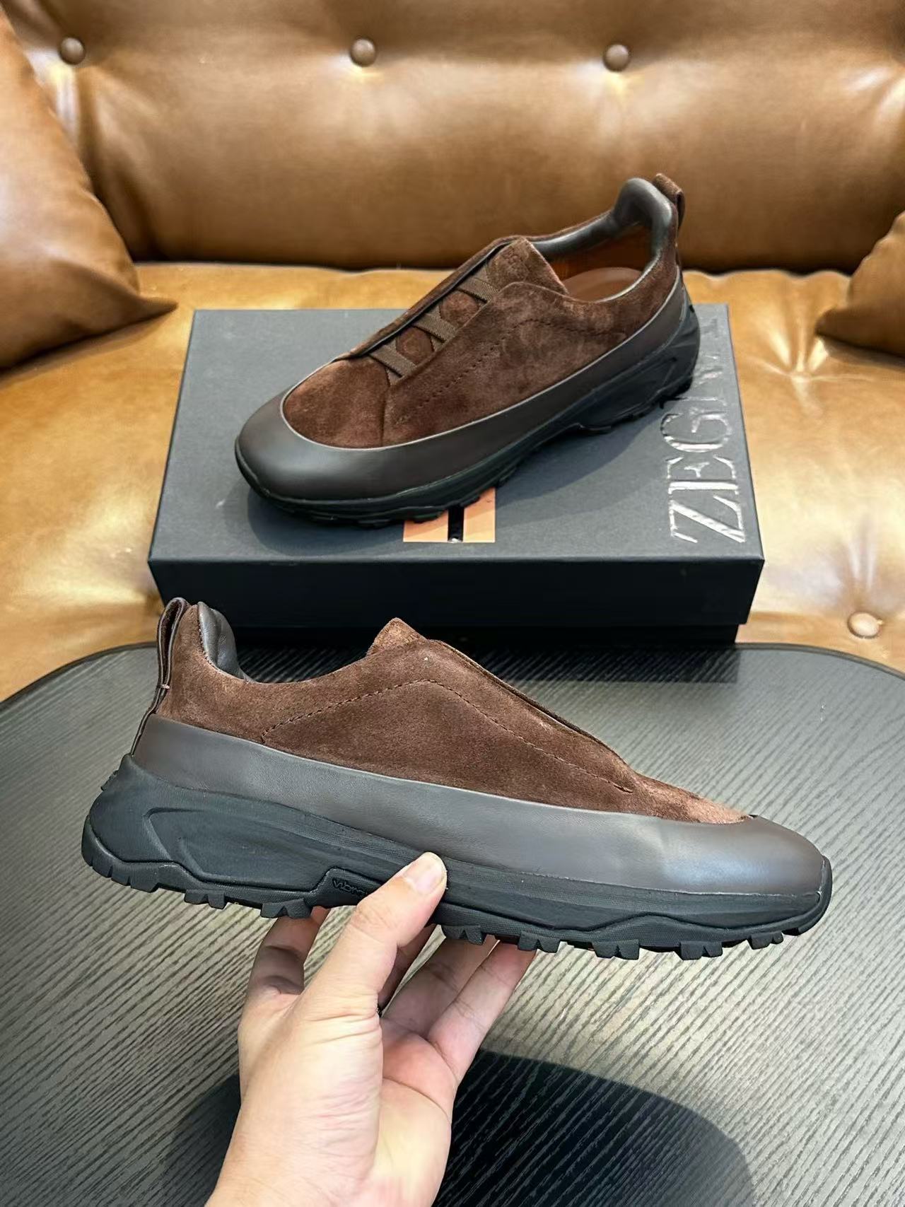 Cross-border zz men's suede casual shoes outdoor sports shoes cross elastic band thick sole light sole low ankle shoes men