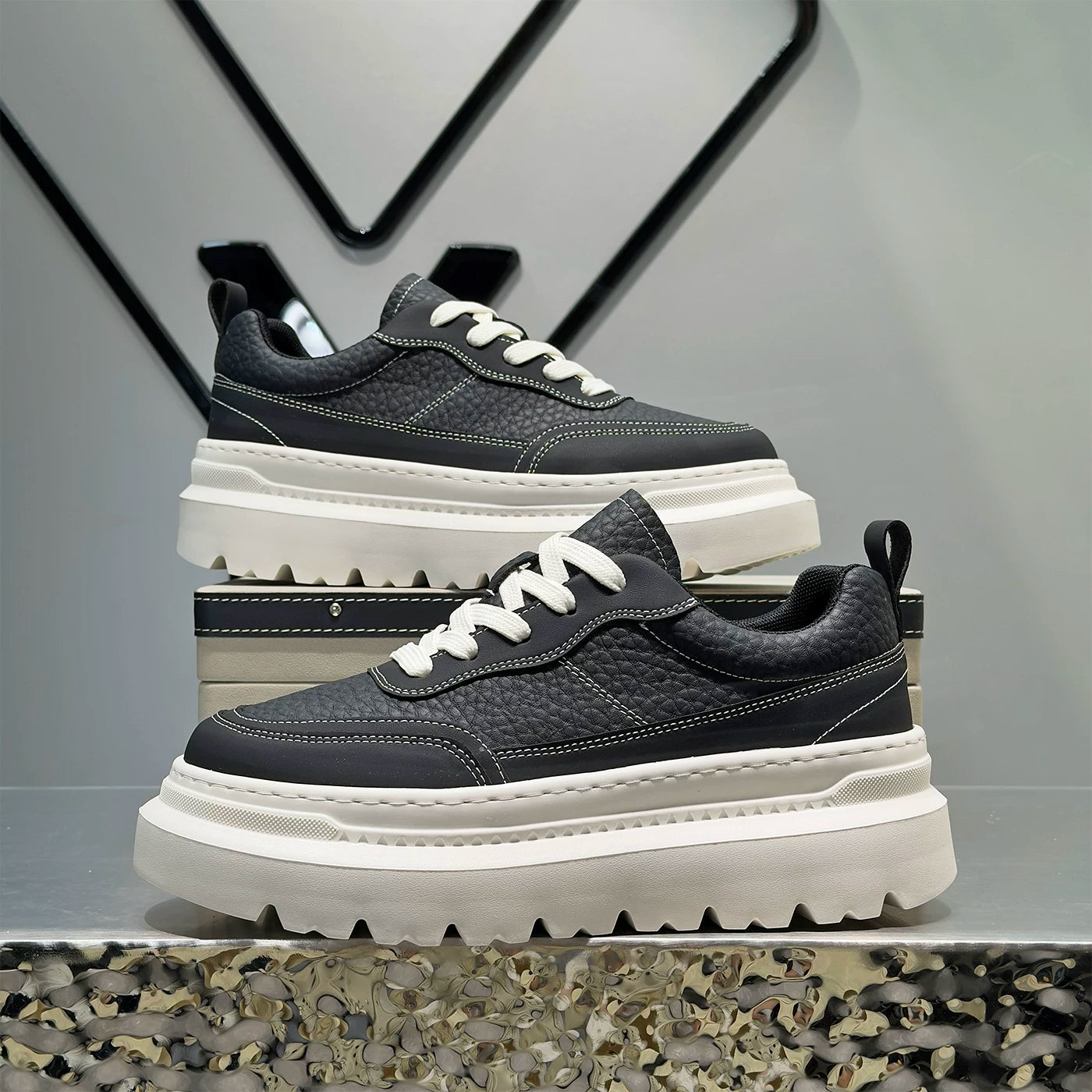 Men's Hidden-Wedge Platform Breathable Lace-Up Minimalist Skate Shoes