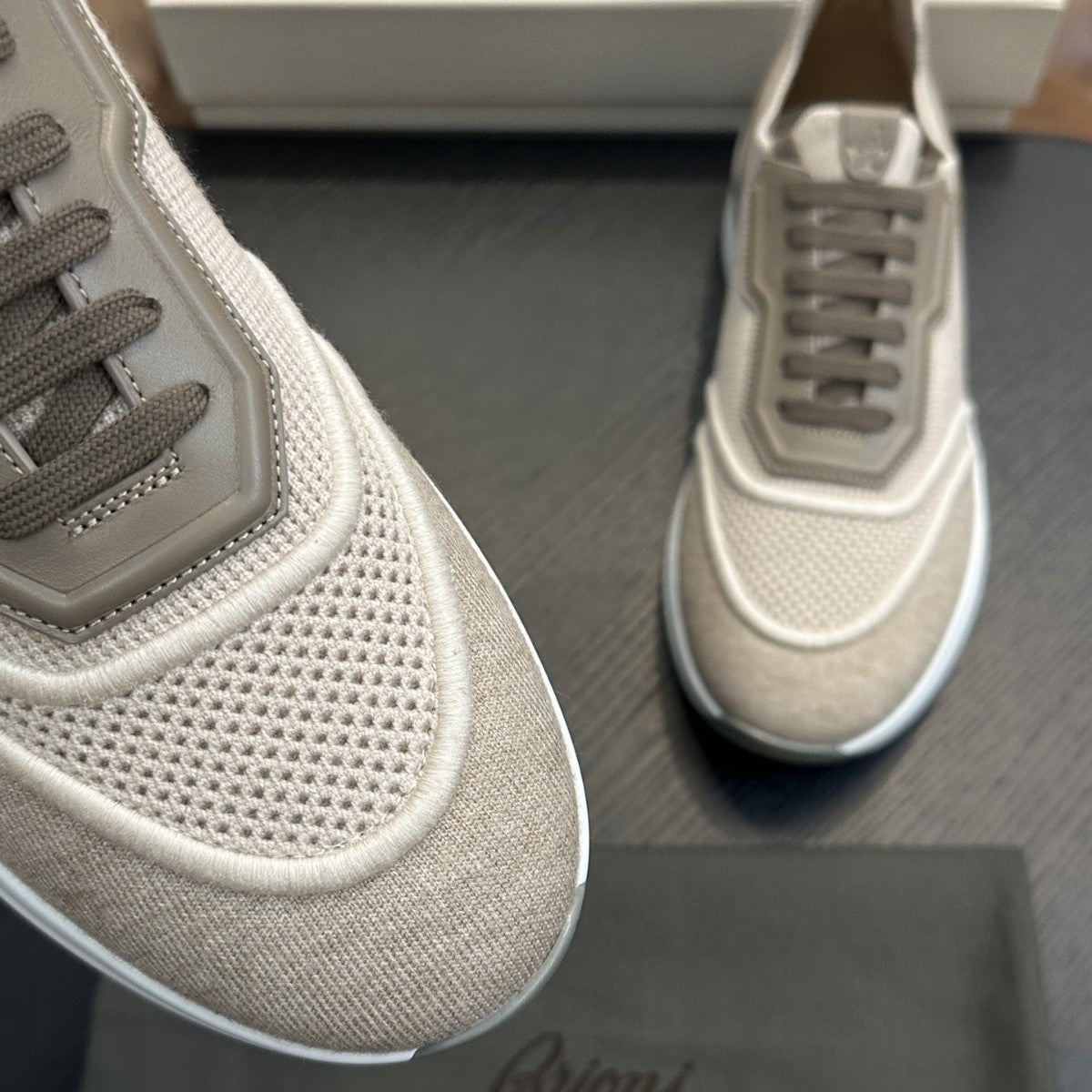 European station new men's flyknit breathable trendy sneakers versatile casual shoes cross-border foreign trade custom oem bn 4