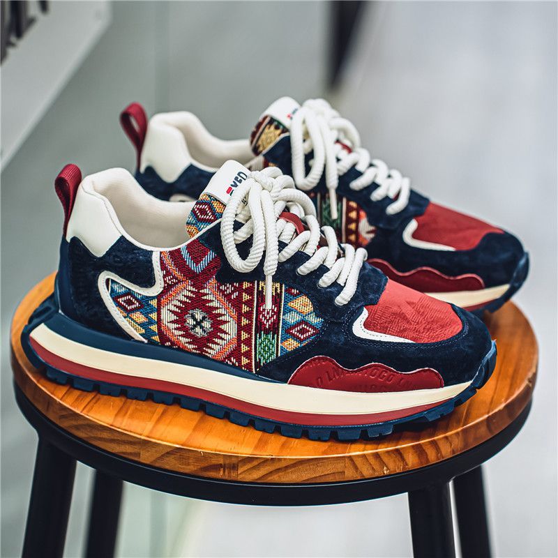 Men's shoes 2026 new spring collection: versatile canvas sneakers with hidden wedge, chunky sole, trendy athletic casual style, and dad shoes