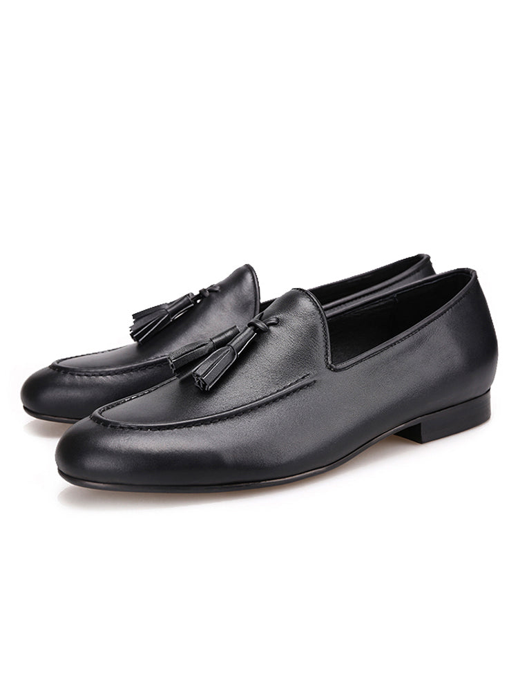 High-end polished cowhide loafers, classic Italian handcrafted formal tassel shoes, fashionable men's smoking shoes