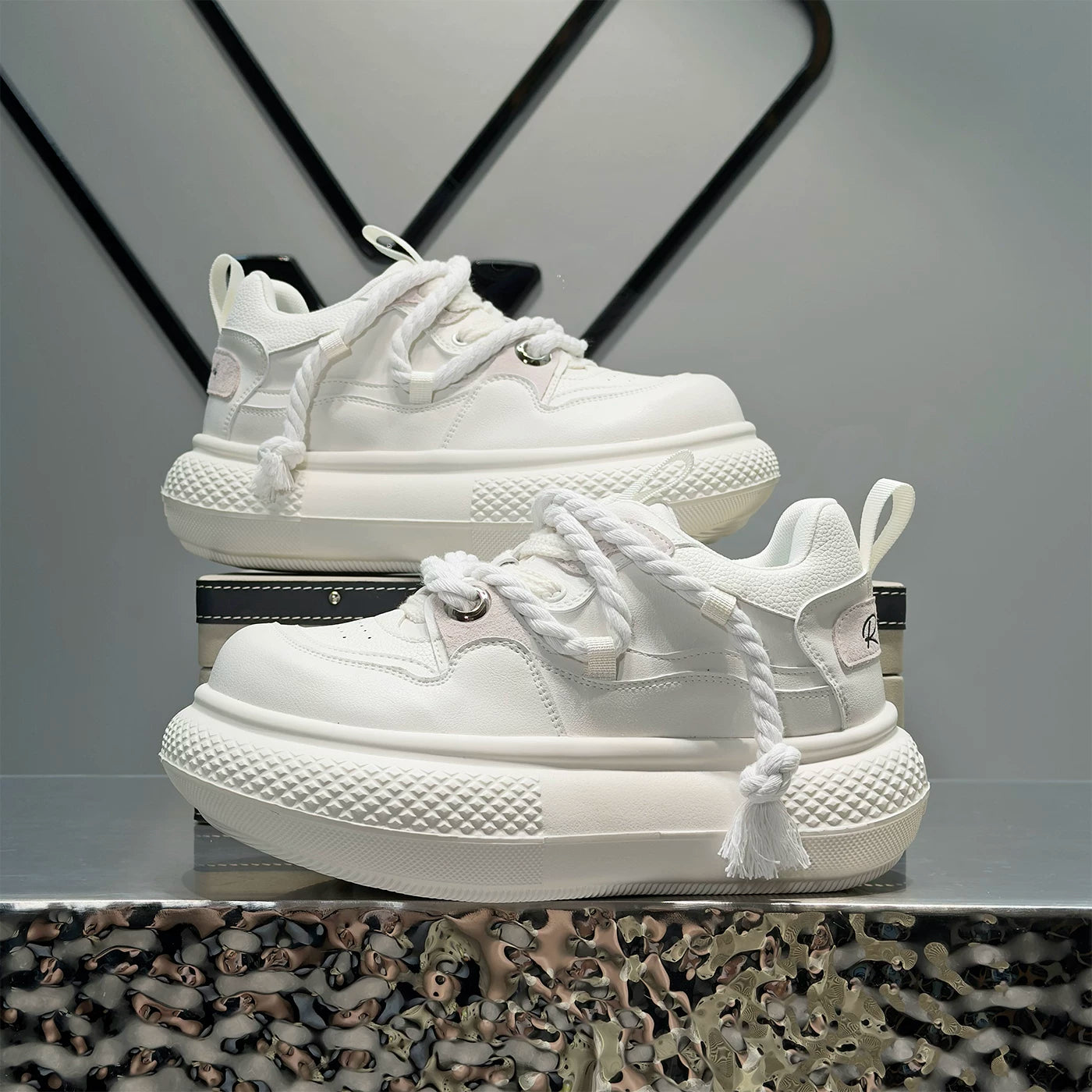 Men's Height-Increasing Platform Big-Toe White Sneakers Spring New