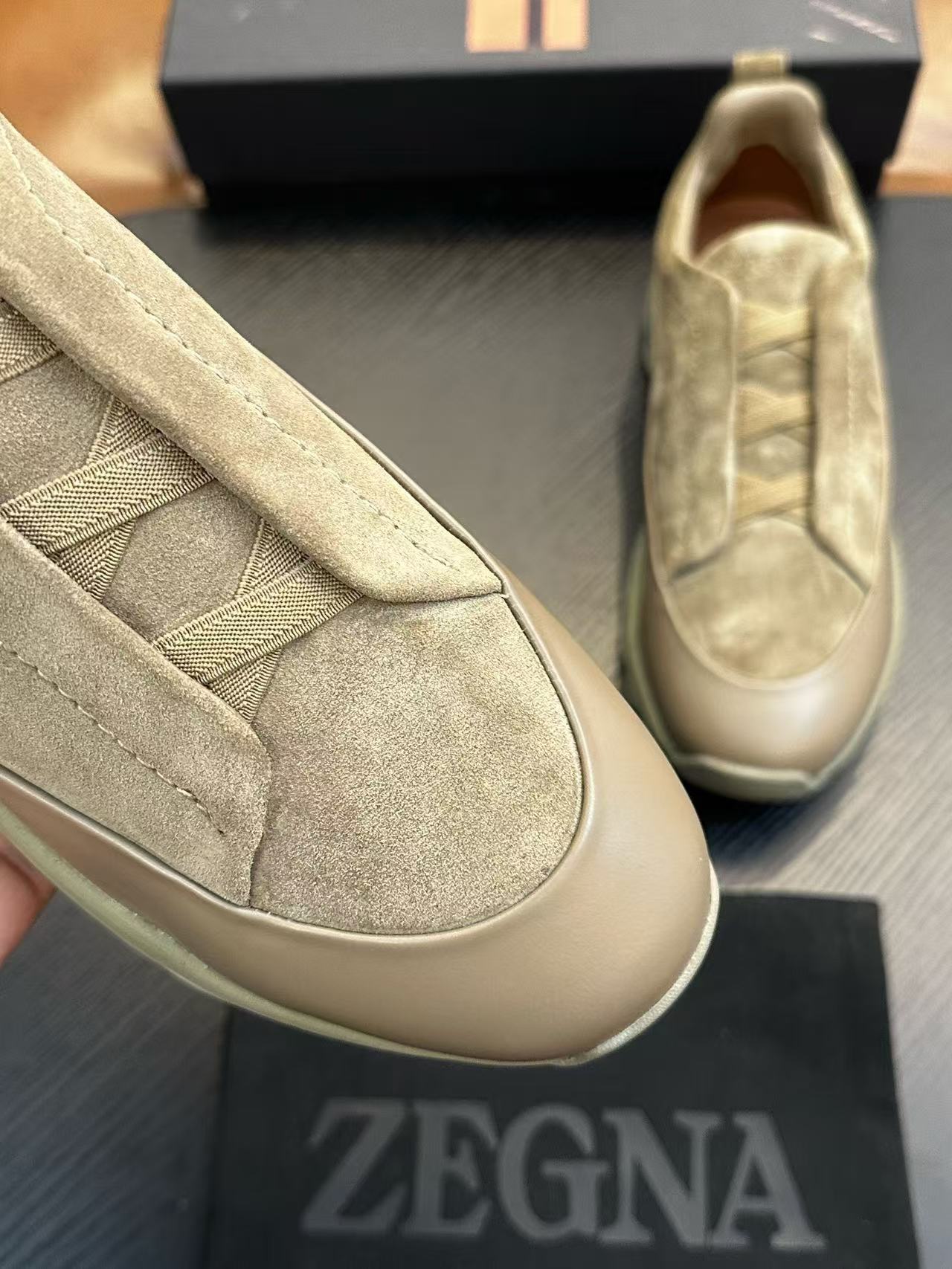 Cross-border zz men's suede casual shoes outdoor sports shoes cross elastic band thick sole light sole low ankle shoes men