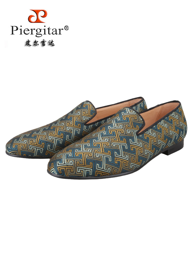 New Chinese style palace silk fabric men's loafers classic old Beijing style retro slip-on trendy shoes for men