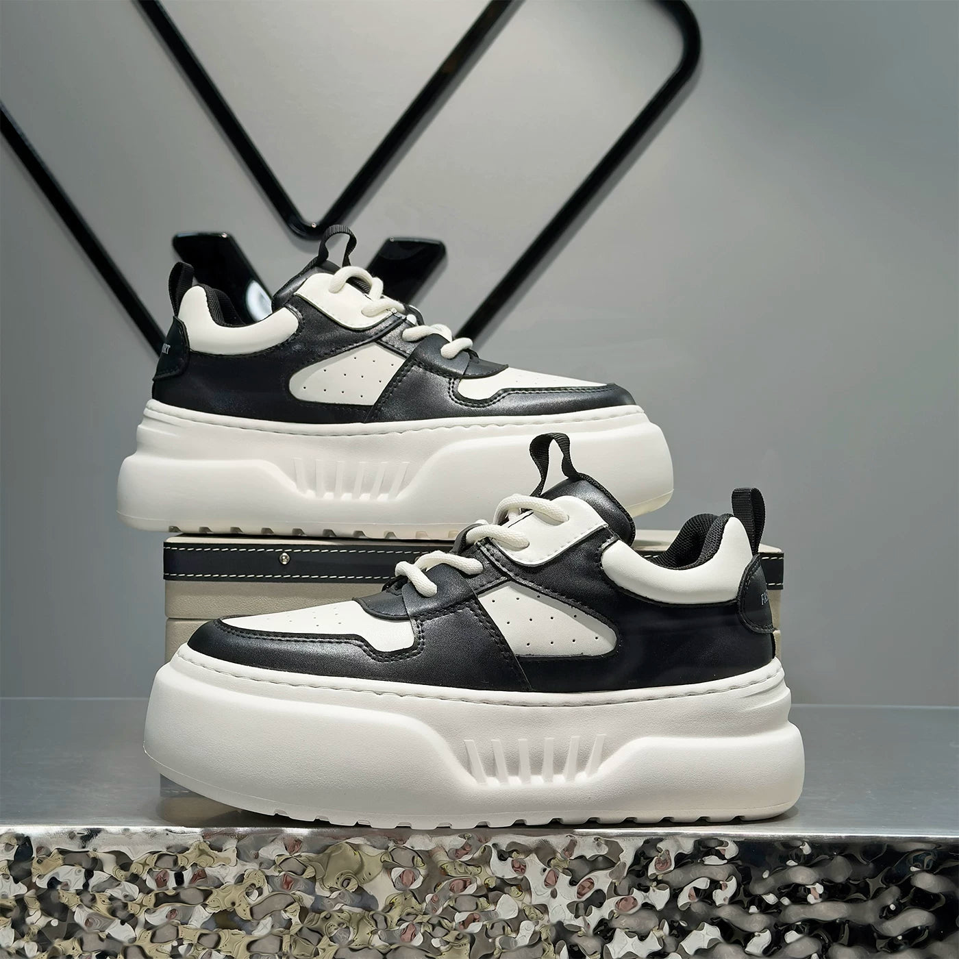 Men's Height-Increasing Platform Trendy White Sneakers 2026 New