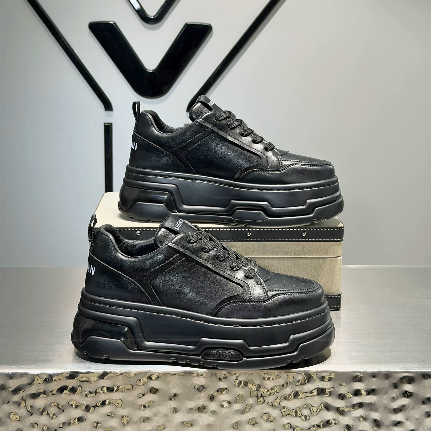 Men's Hidden-Wedge Platform Trendy Puffy Sneakers 2026 New