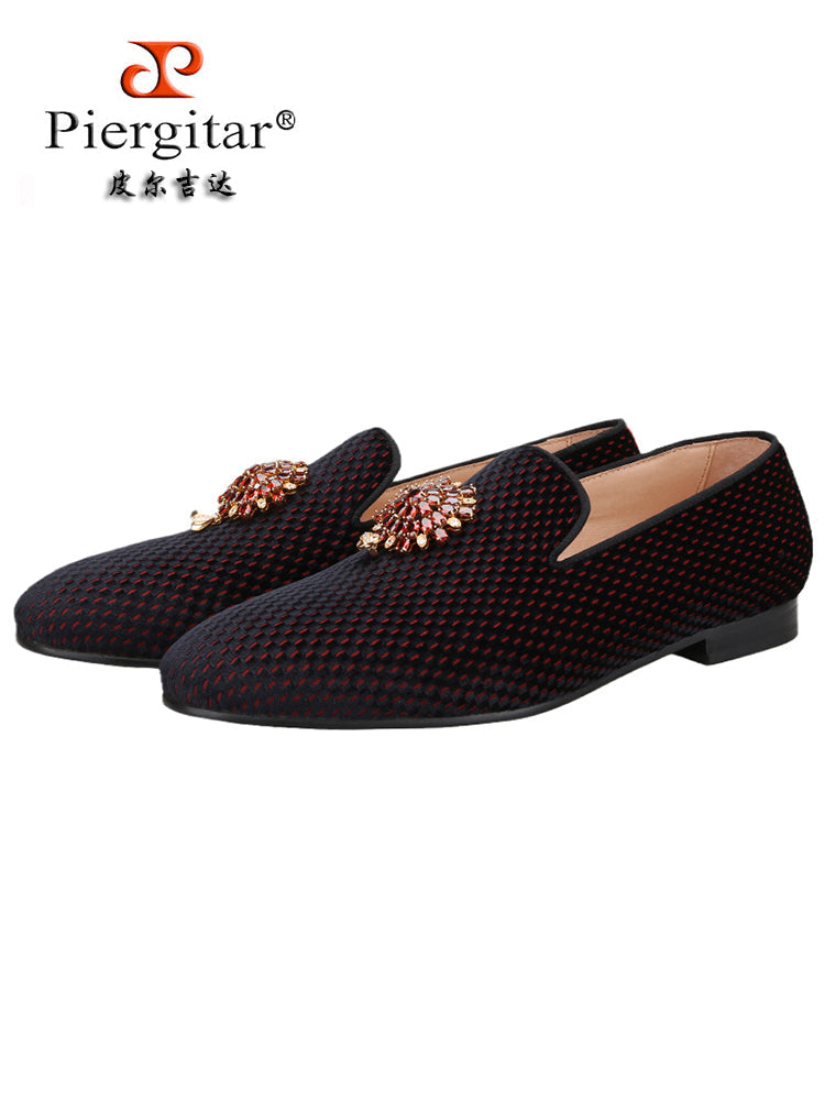 New imported red and black velvet men's smoking shoes exported to Europe and the United States rhinestone metal buckle formal loafers
