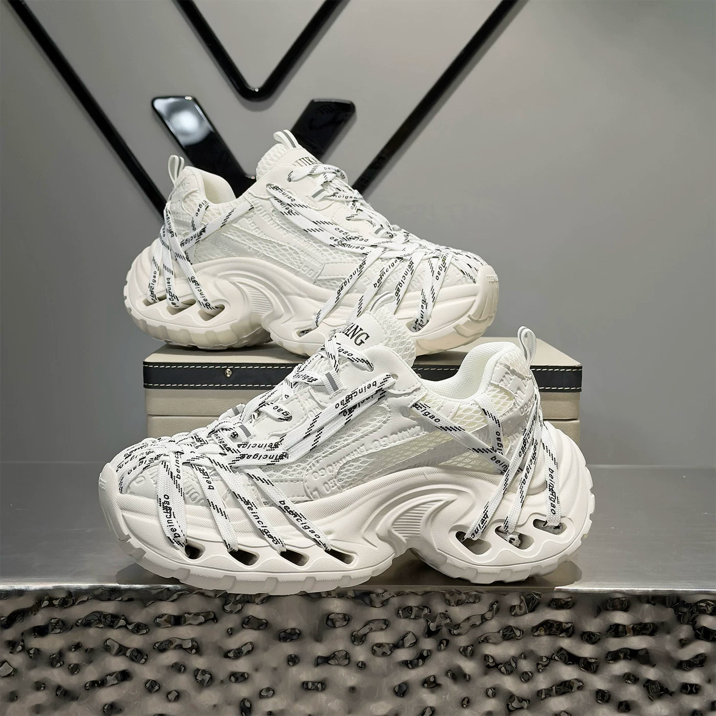 Men's Height-Increasing Platform Breathable Mesh Shock-Absorbing Chunky Dad Sneakers