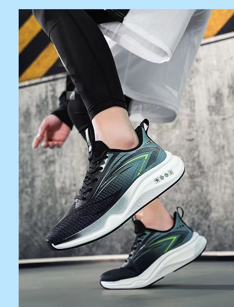 Men's spring/autumn new running shoes, high-elasticity ultra-lightweight athletic sneakers, non-slip breathable mesh casual sports shoes for men 18