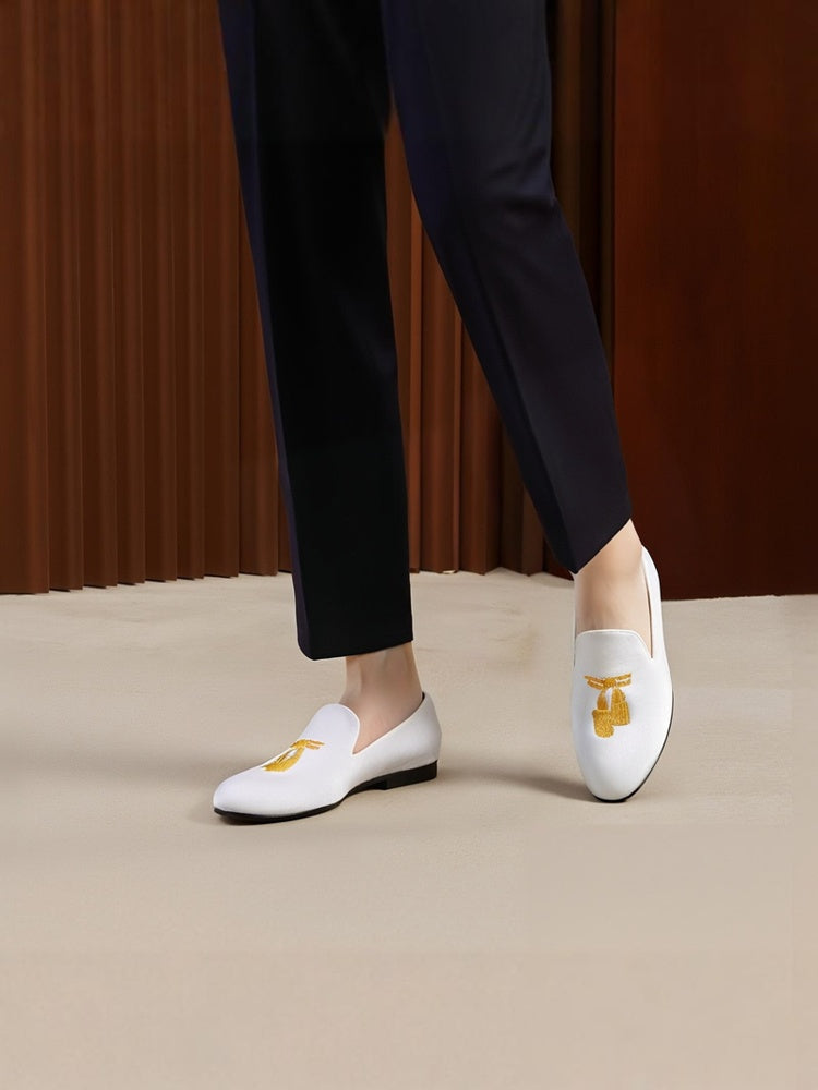 European and American style golden tassel embroidered handmade loafers for men breathable leather lining slip-on men's moccasin shoes