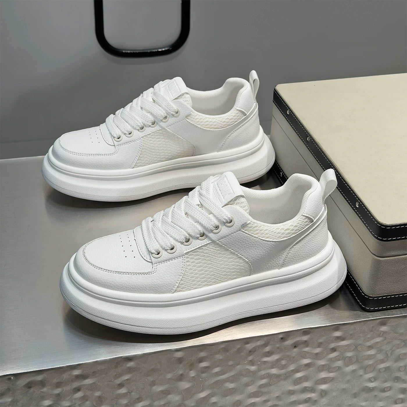 Men's Platform Breathable Mesh Low-Top Trendy White Sneakers