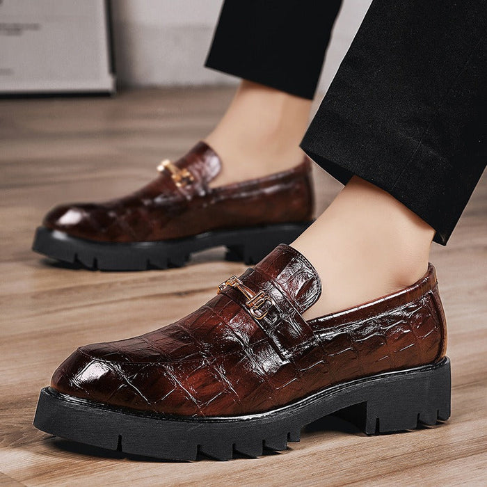 Spring and Autumn New Style Crocodile Pattern Embossed Business Formal Shoes Youth Pointed Toe Glossy Wedding Shoes Patent Leather Slip-on Men's Shoes(P)