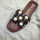 Korean style women's sandals. Rubber soles, slip-on style, pearl pattern, soft soles, beautiful and chic design, lightweight, comfortable to wear, cute.