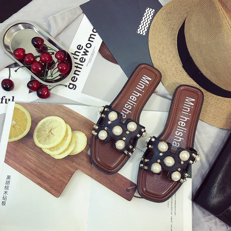 Korean style women's sandals. Rubber soles, slip-on style, pearl pattern, soft soles, beautiful and chic design, lightweight, comfortable to wear, cute. (black)