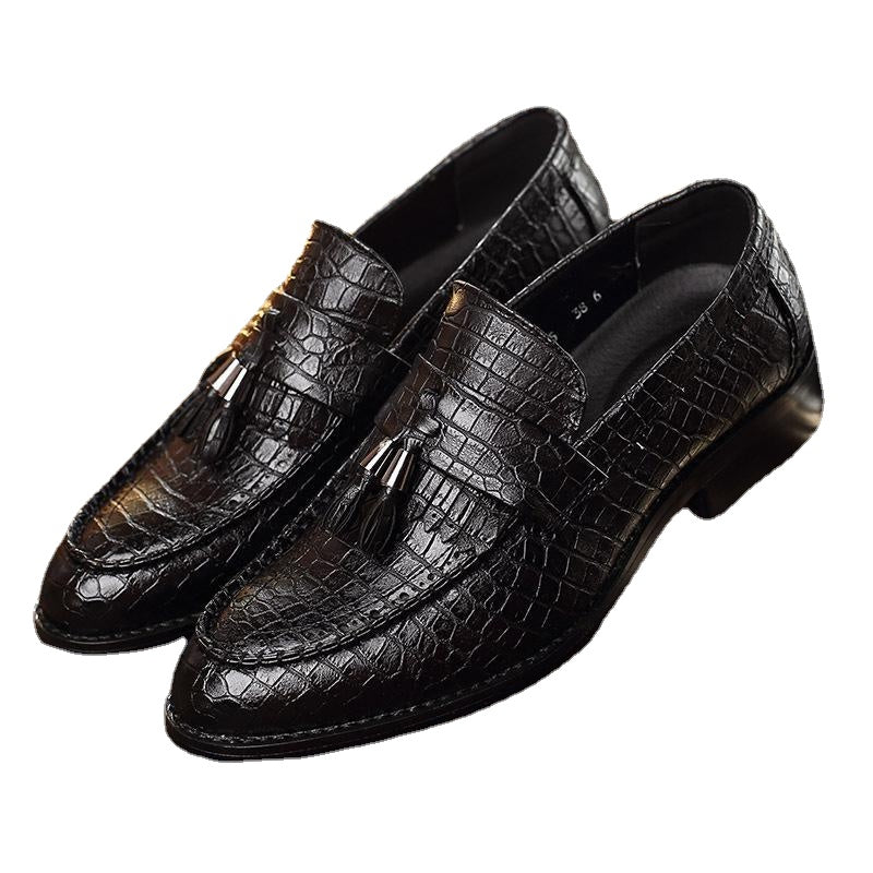 Business and leisure pattern able tasseled