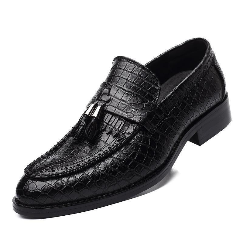 Business and leisure pattern able tasseled