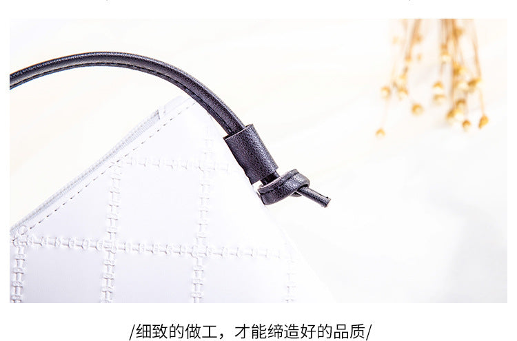 Popular new style women's bag single shoulder crossbody bag embossed rhombus retro bucket bag